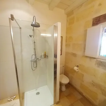 度假居 Maison Charmante Avec Jacuzzi A Saint-Ciers-de-Canesse